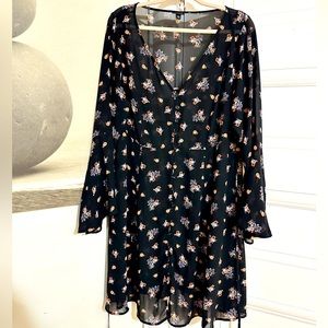 TORRID See Through, Transparent Dress, Long Sleeves ♥️